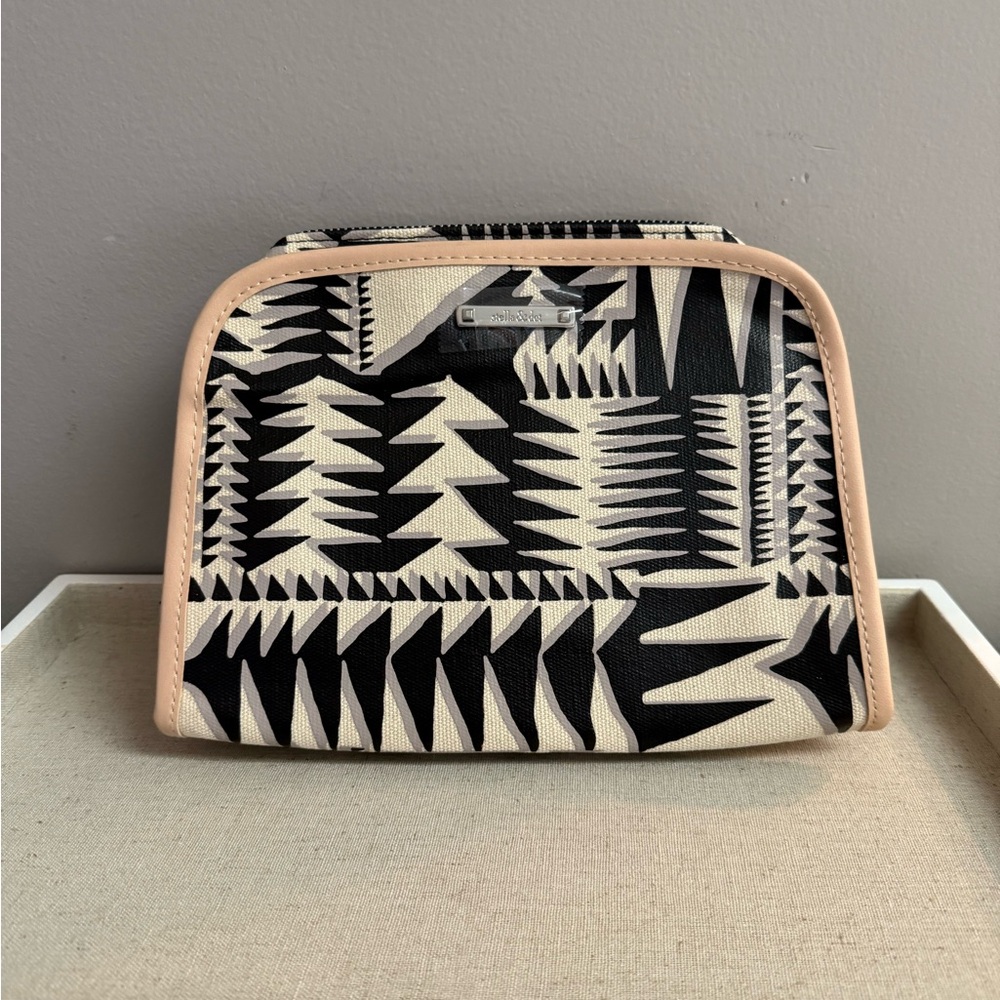 Stella & Dot Beauty Bag